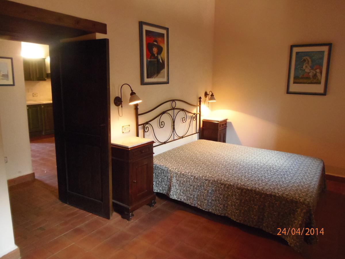 ホテル Le Cisterne Dell'Etna Calcerana-Marina 部屋 写真