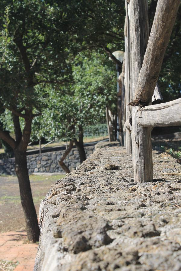 ホテル Le Cisterne Dell'Etna Calcerana-Marina エクステリア 写真